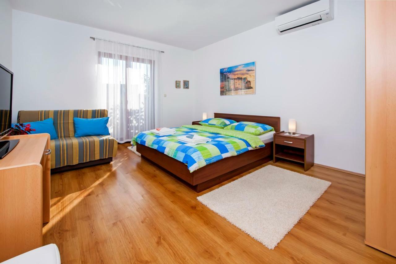 Apartman Gala Rovinj Exterior foto